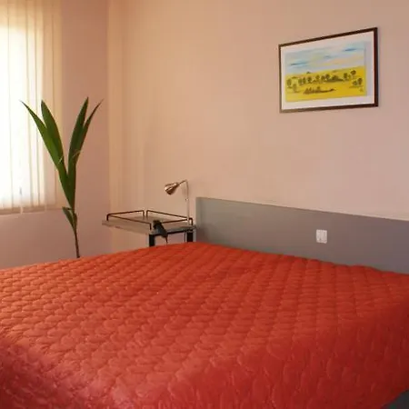 Atm Center Hotel 2*